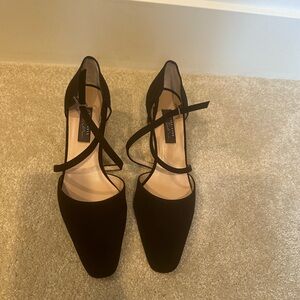 Classiques Entier strappy heel. 7.5